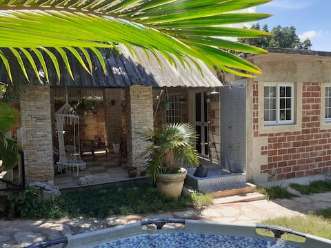 2 villas en Hermoso garden (doña edita)