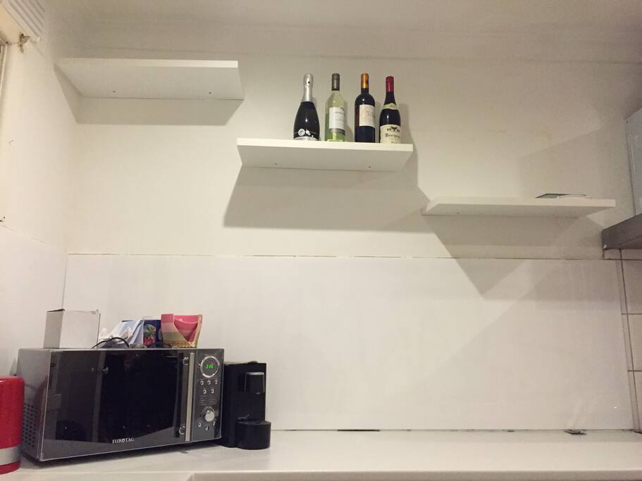 Kitchen wine display