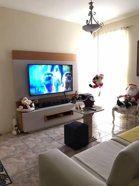 Airbnb em destaque: Entire apartment, good location, 10min to downtown em São José