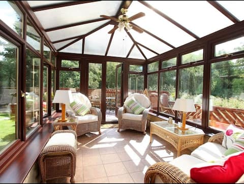 Top performing Airbnb: Millstone Cottage. Nr Bamburgh, by a babbling burn in Belford