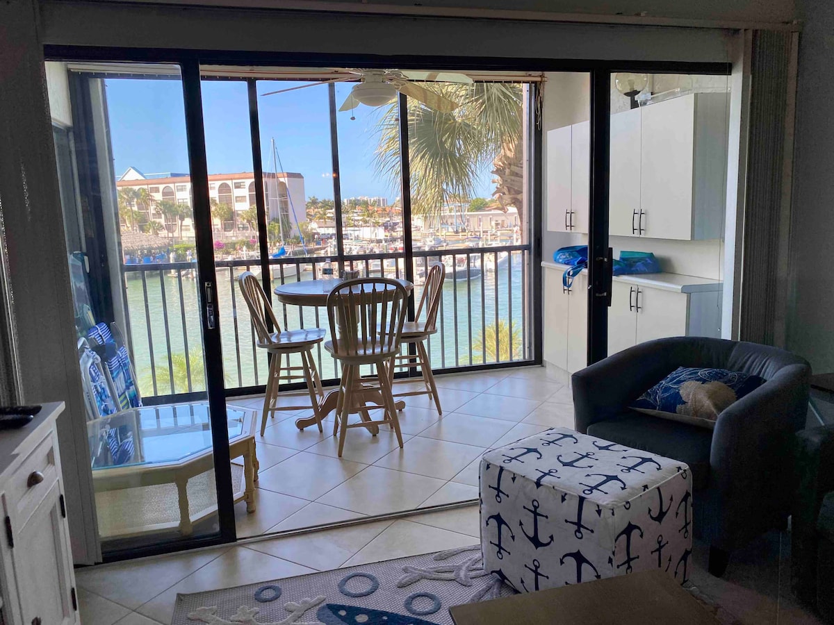 ห้องนั่งเล่น