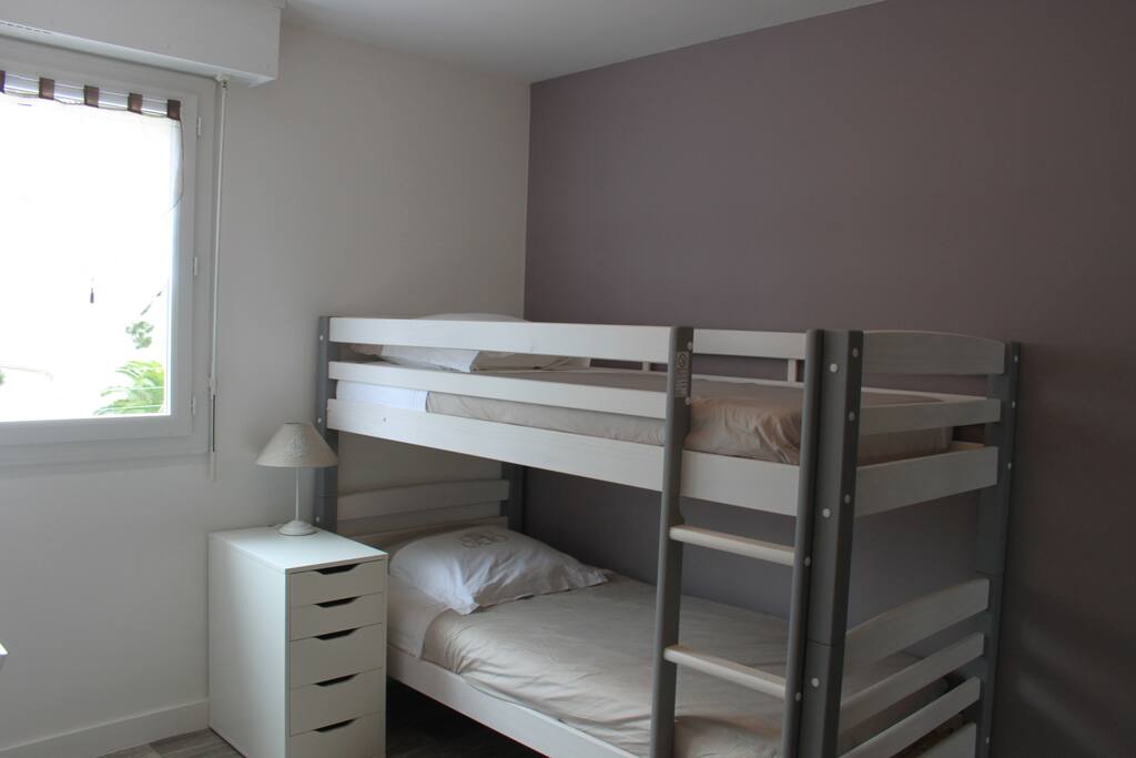 Lit superposé 90*200 + dressing