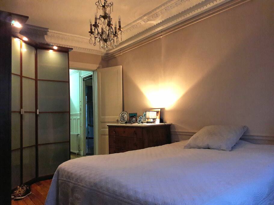 CHAMBRE 1