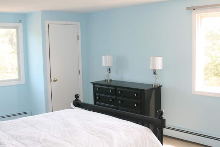 Bedroom (2) 2nd floor.