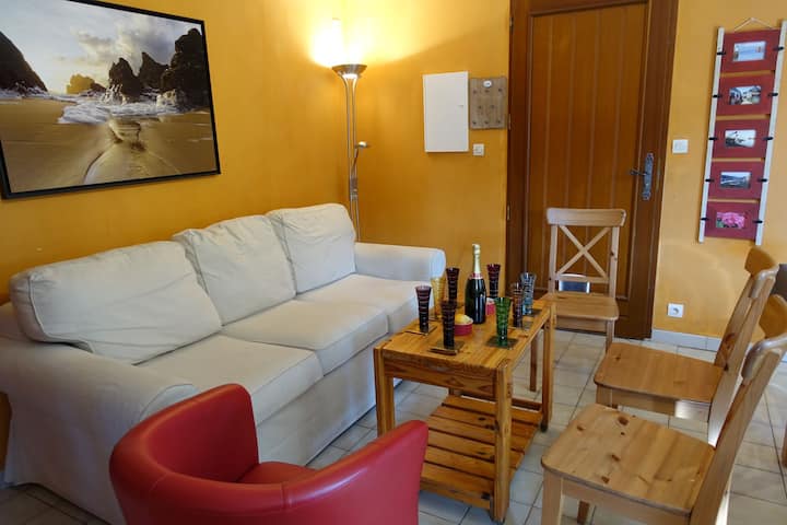 Maison Au Calme Dans Village Fleuri - Jardin Clos - Belle Île