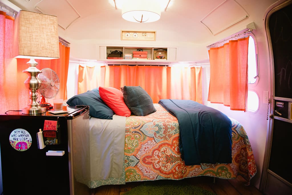 Luxurious queen bed awaits you!