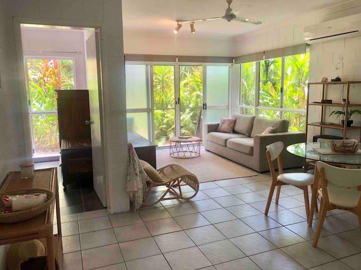 Apartment 5 Minutes Drive To Village Centre. - Port Douglas