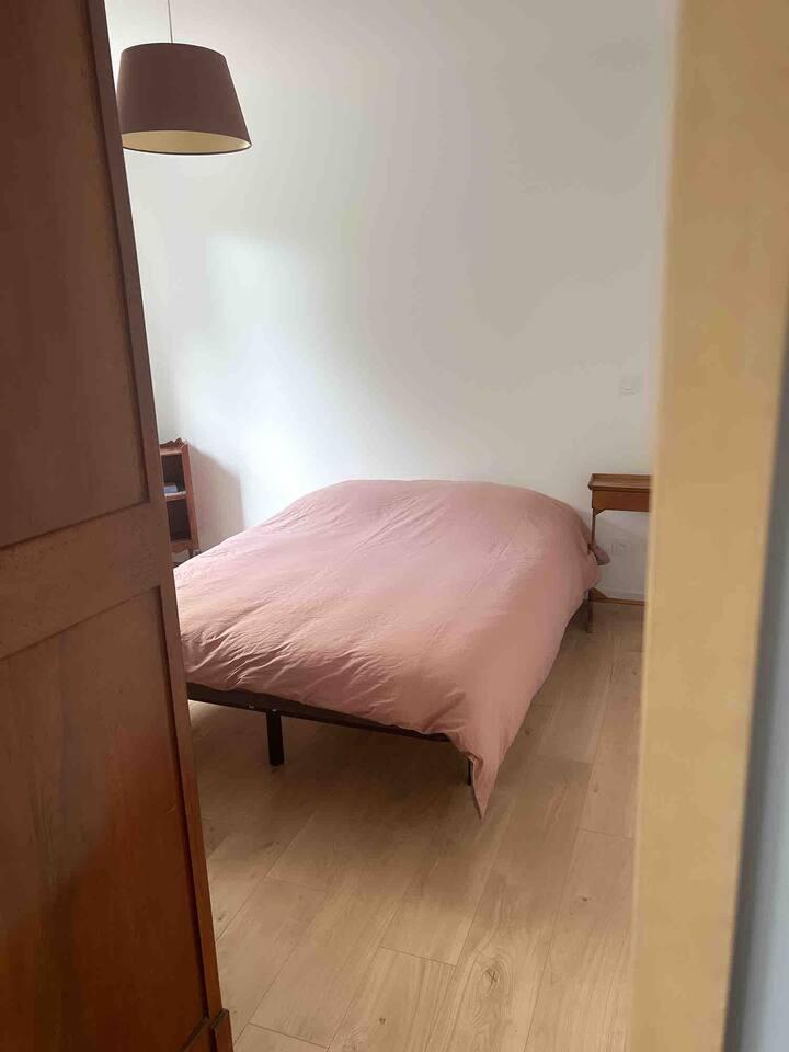 საძინებელი 1