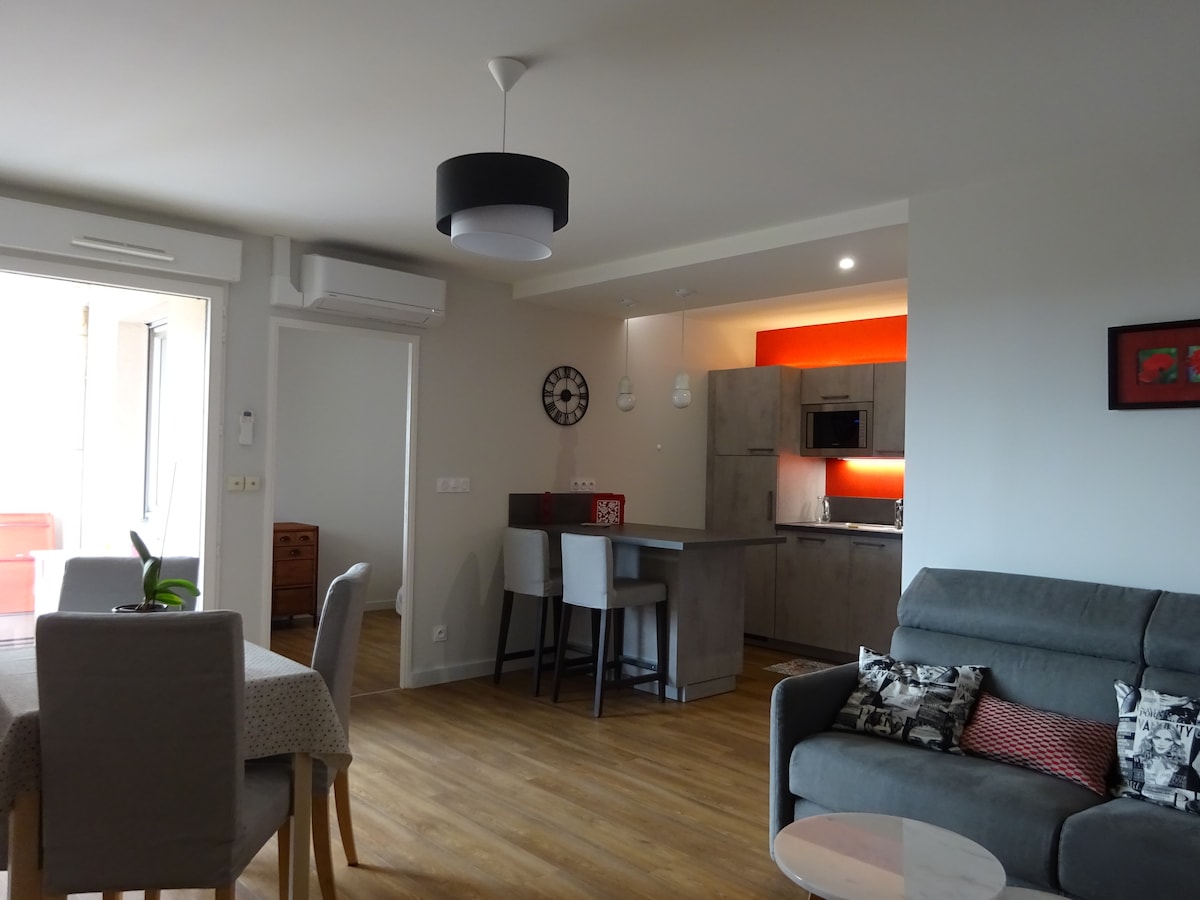 Propriété Airbnb réussie: NEAR GARE PART DIEU VIEW OF PARK à Lyon 3e Arrondissement