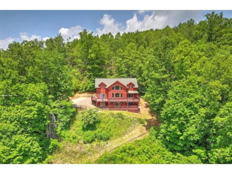 The home is perched on the side of the Mountain