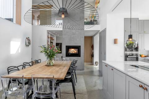 Urban villa, 15 minutes away from Stockholm!