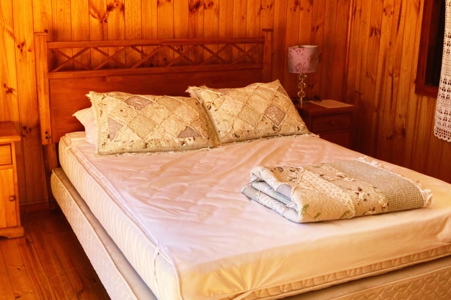 glavna spavaća soba s privatnom kupaonicom