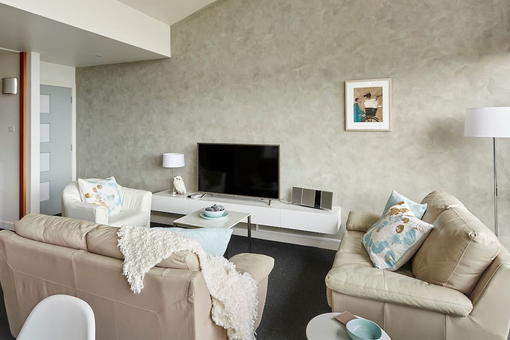 A variety of entertainment options are provided for guests. Smart TV, Free WIFI throughout, sound system allowing Bluetooth pairing and iPod dock for streaming music. TVs in both bedrooms.