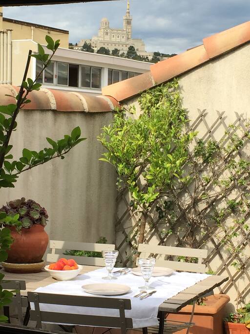 terrasse au Sud avec Notre Dame