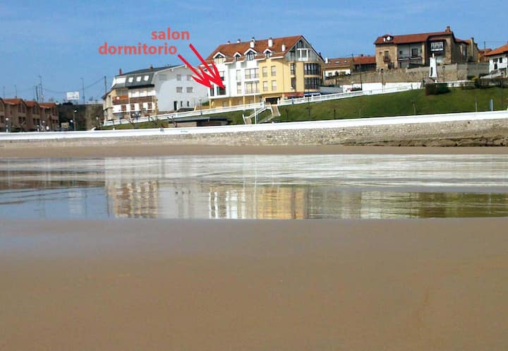 Comillas Playa. Apartment with terrace on the beach