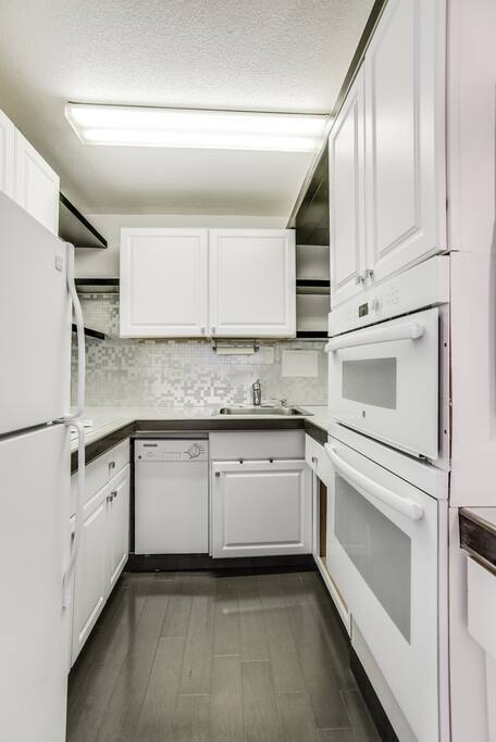 Clean, bright kitchen