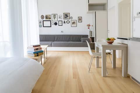 Leistungsstarkes Airbnb: Chez Schneider at Karmelitermarkt in Leopoldstadt