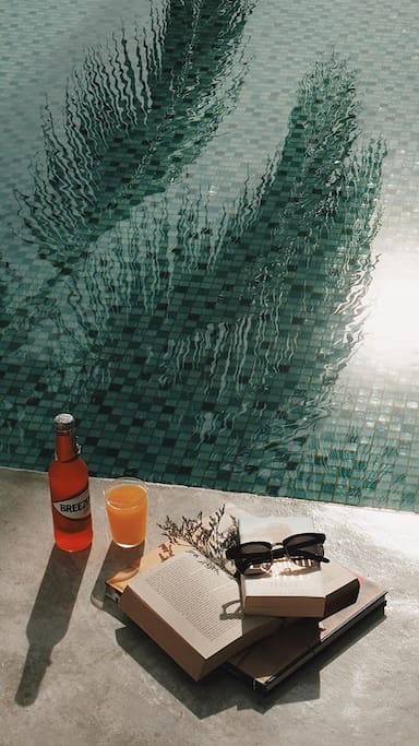 chilling the day