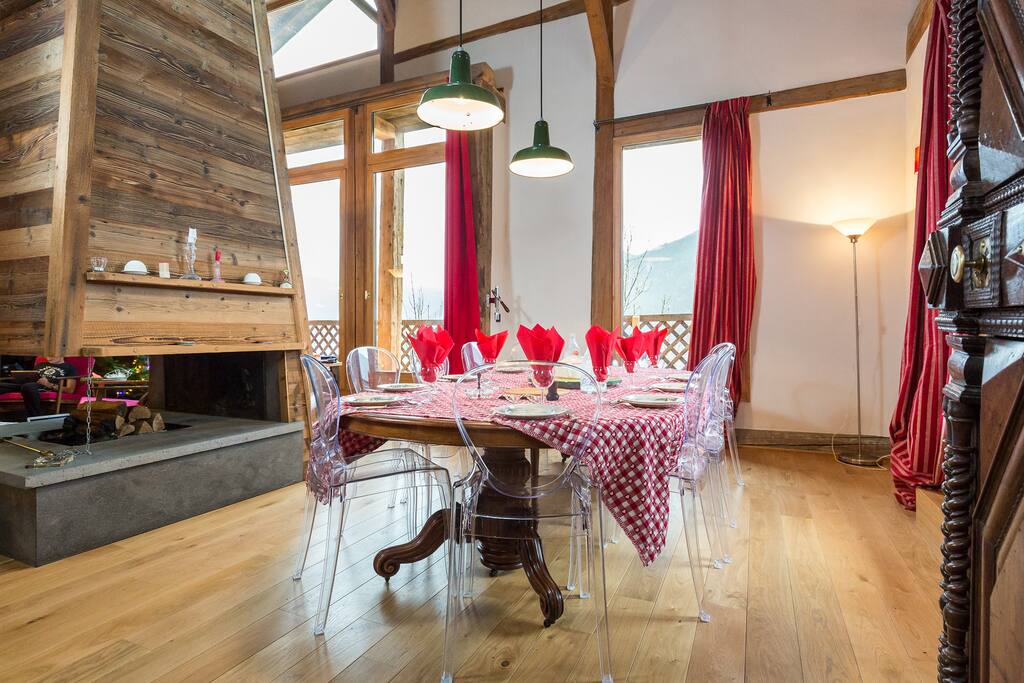 Living-room 1 (table)