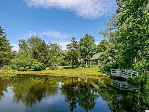 Historic Barn Home - Groups, Reunions, Getaways
