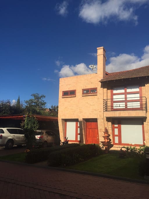 FACHADA DE LA CASA
