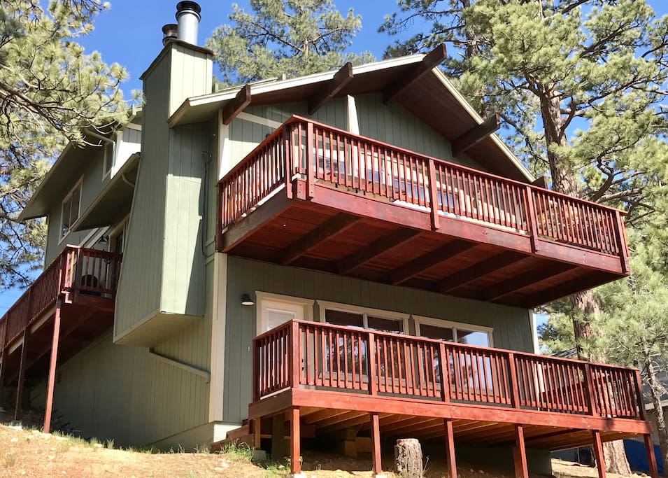 Treetop Cabin Getaway!