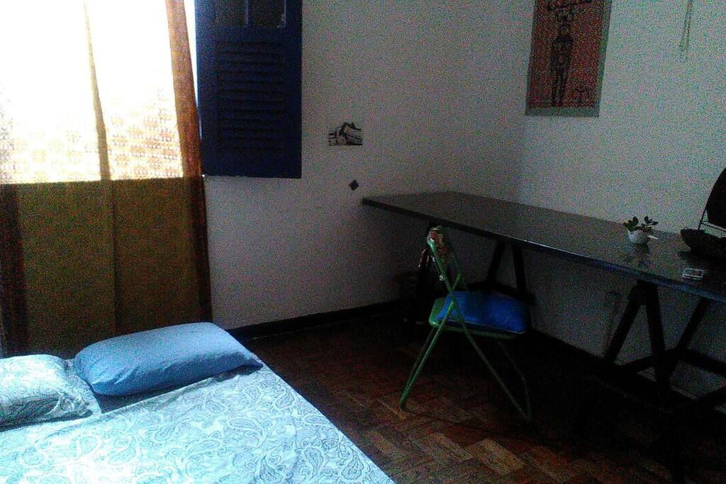 vista geral do quarto