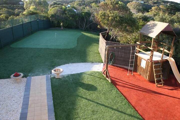 beach-house-ocean-bayside-beaches gallery image 2