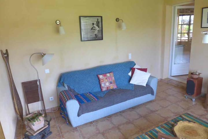 Kitanda cha sofa sebuleni (viti viwili)