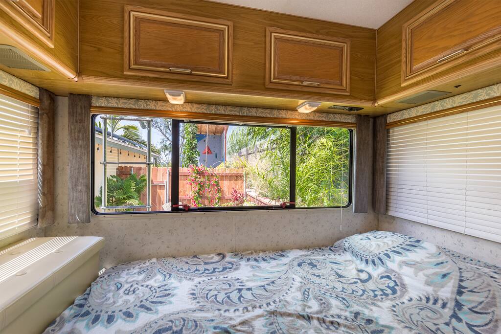 Master bed with garden view
