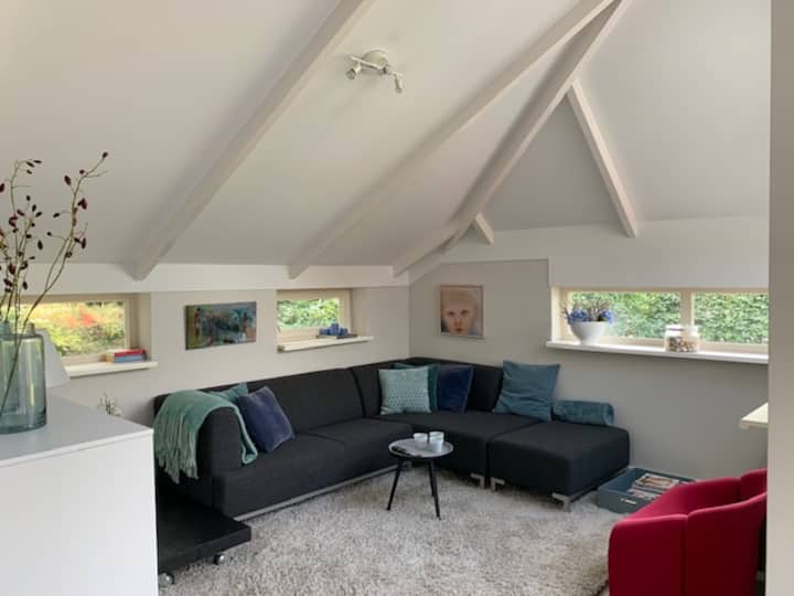 Luxe Vrijstaande En Centraal Gelegen Villa - Hilversum