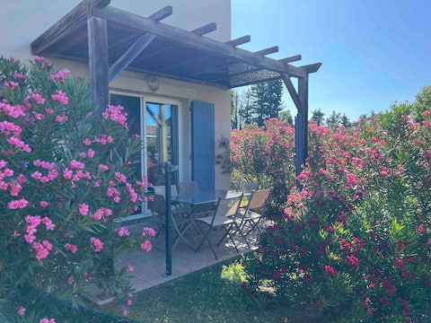 🌟LE PETIT BONHEUR,🌟 AIR-CONDITIONING,🌟 SHARED POOL🌟