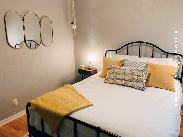 Cozy South Eugene Gem along the Amazon Trail!