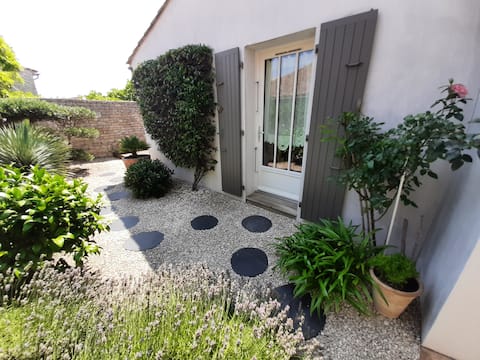 Airbnb performant: Bed and breakfast close to beaches and village center. à Sainte Marie De Ré