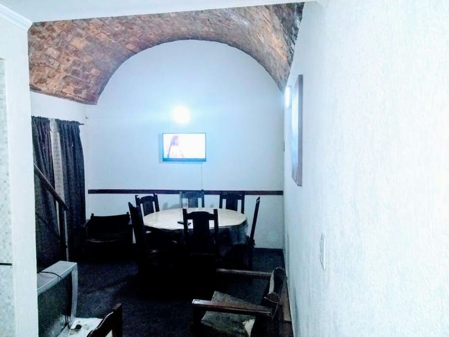 Amplio living comedor