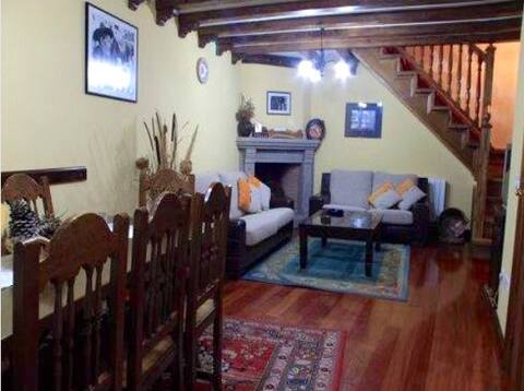 Casa del tablao , in the center of La Alberca
