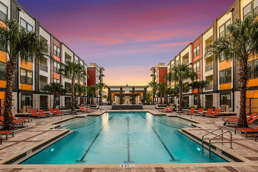 Beautiful/Clean/Spacious Pool ***Make sure to check out all the pictures provided to preview the FULL experience!