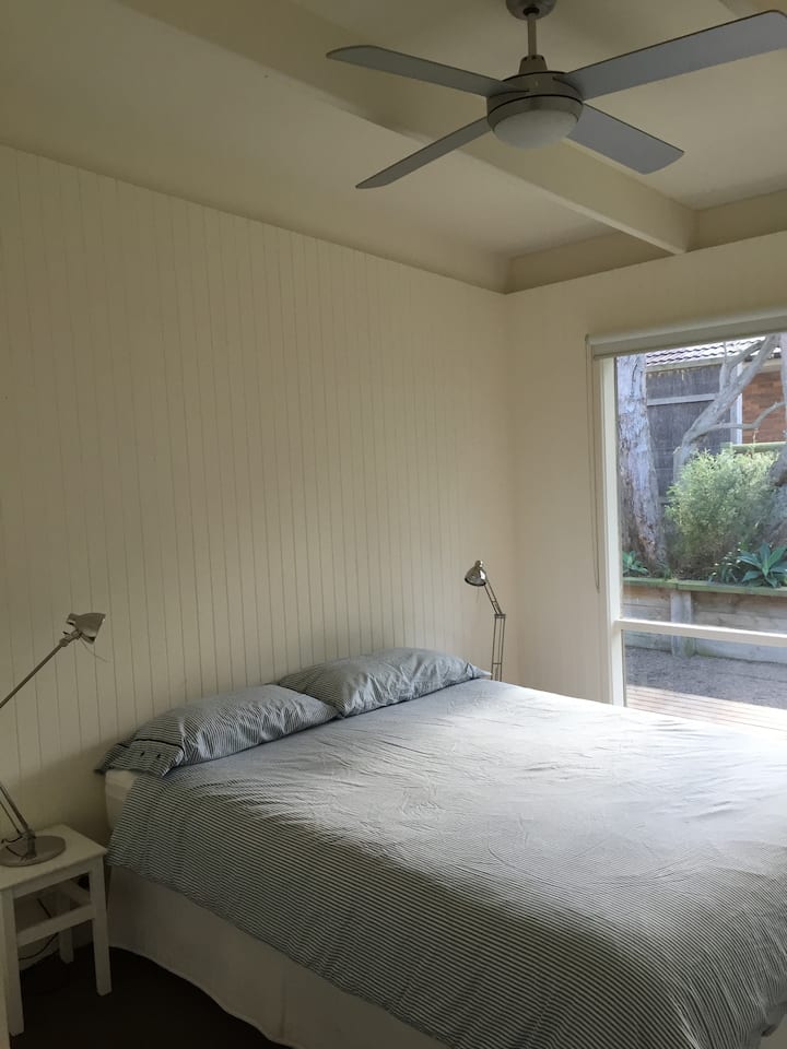 Спалня 2 с двойно легло, вентилатор, отопление