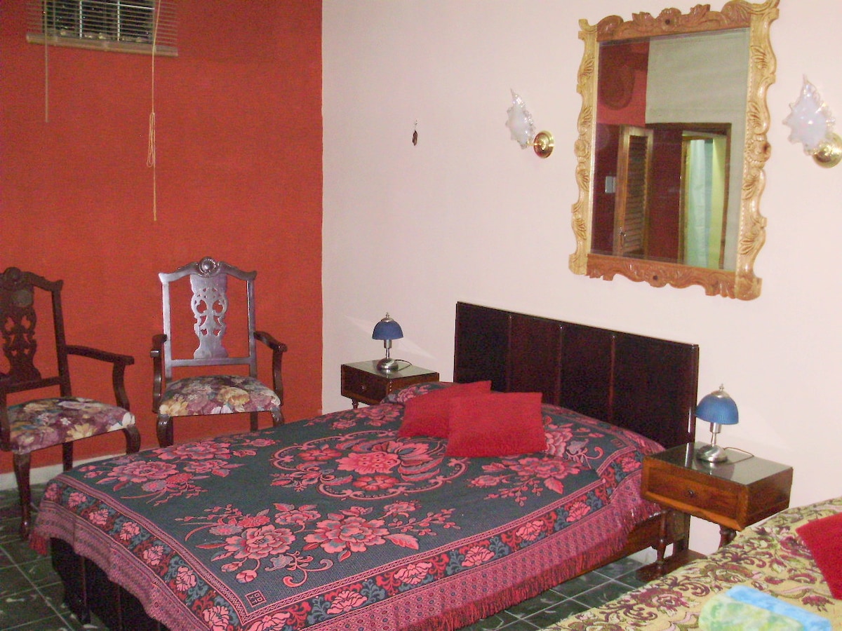 Ბინის ოთახი