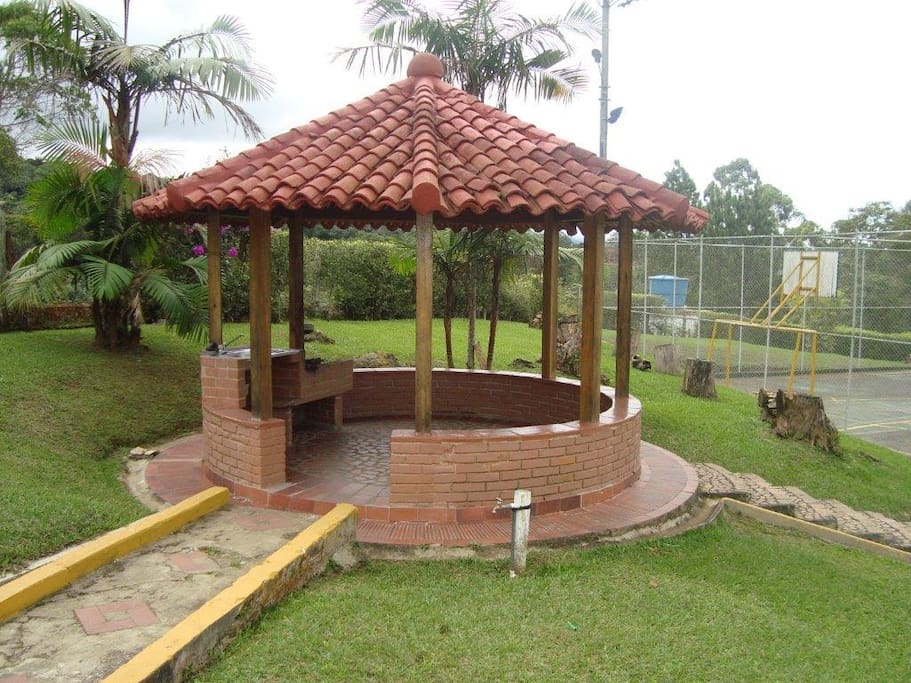 Area de asados. Area of BBQs