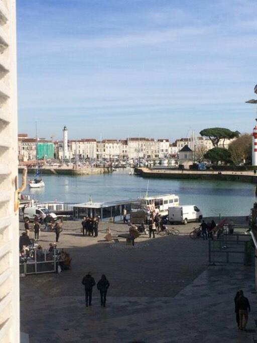 vue partielle sur le port