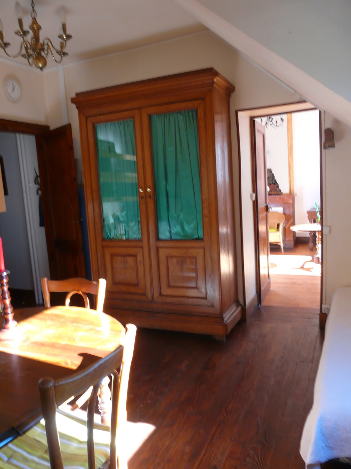 Top Airbnb: Apartment in the Gardens, 38 m2 1-bedroom apartment, 2 people Maximum. Luchon à Bagnères De Luchon