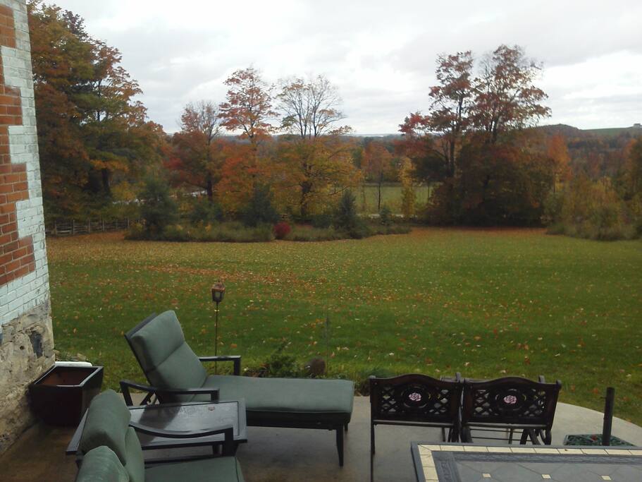 Outdoor patio area to view the sunset.