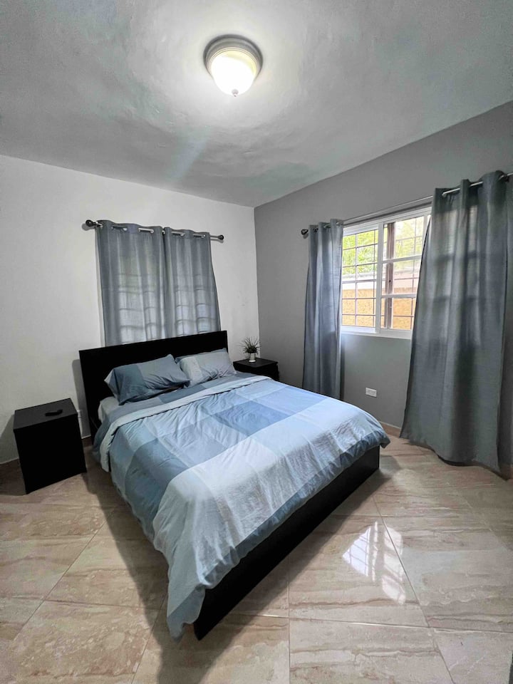 Treća spavaća soba/bračni krevet (1,6x2) 
