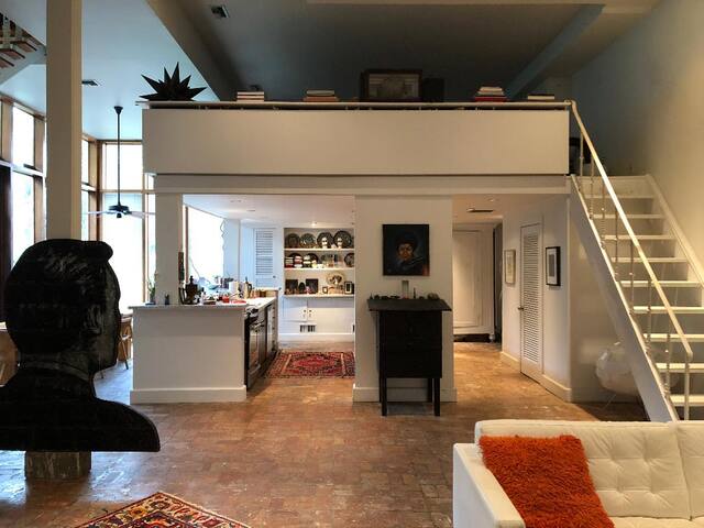 Fab Frenchmen Maison on the Park gallery image 3