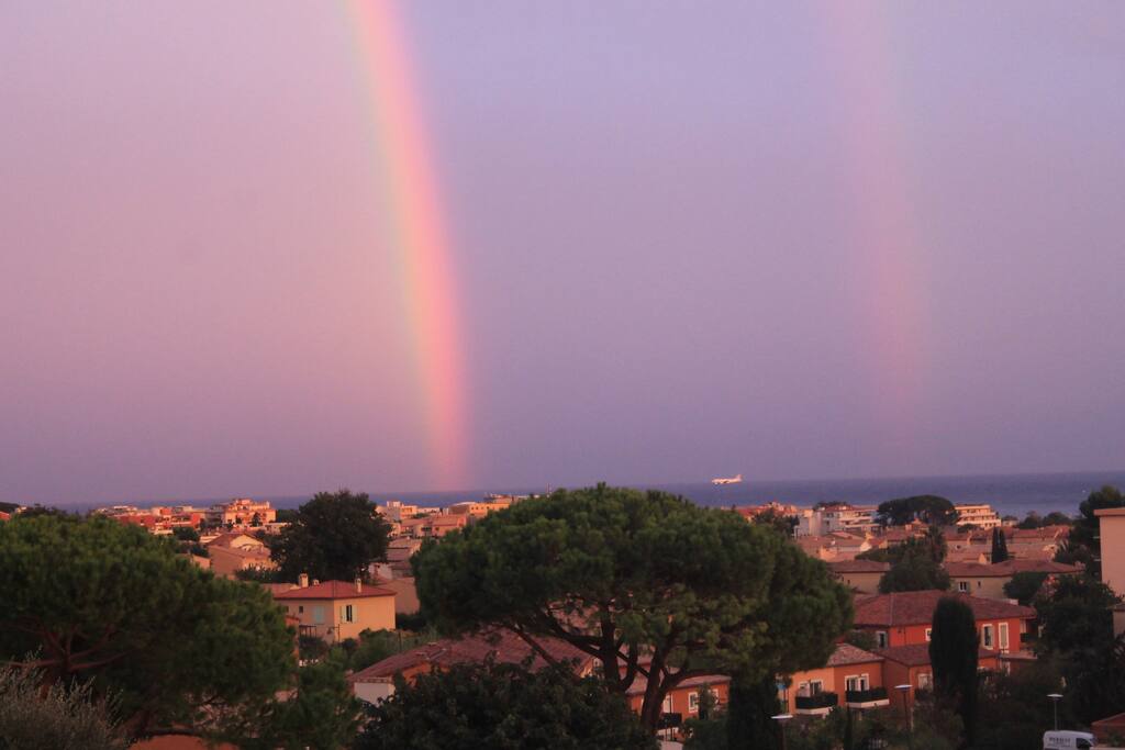 vue depuis la chambre parentale / seaview upstairs