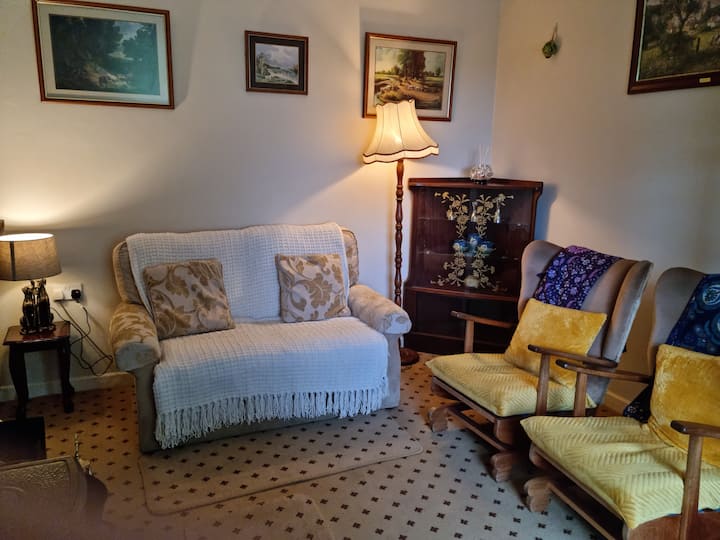 Castle Meadow Airbnb - Ireland