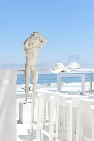 The White House, Clifton La Maison du Canard-Beach gallery image 4