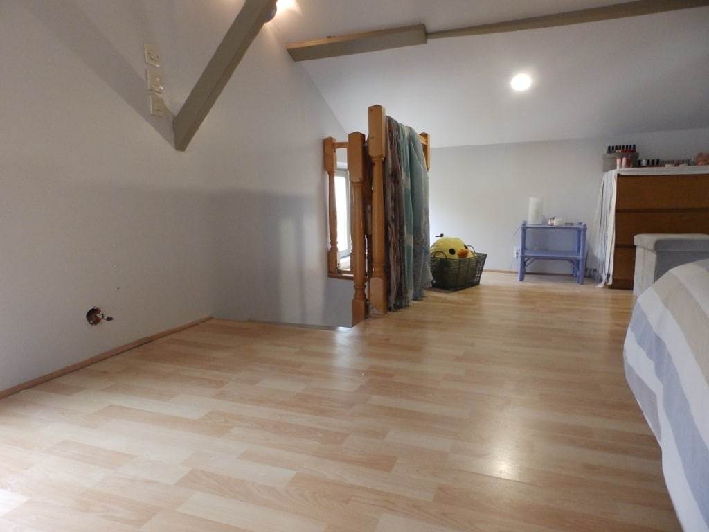 2号卧室入口（楼上）