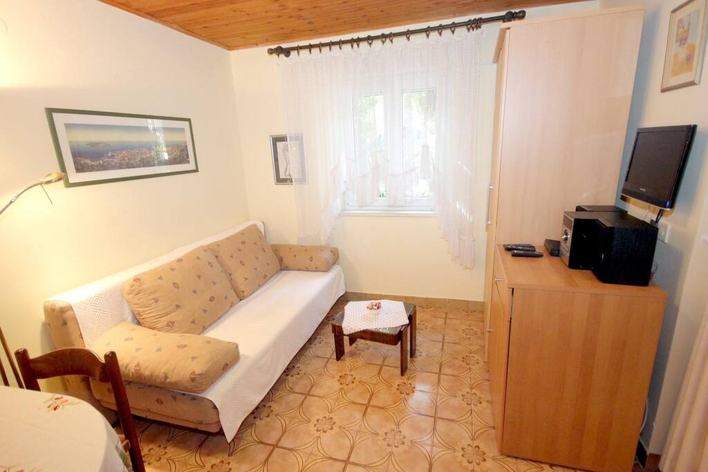 Living room, Surface: 6 m²